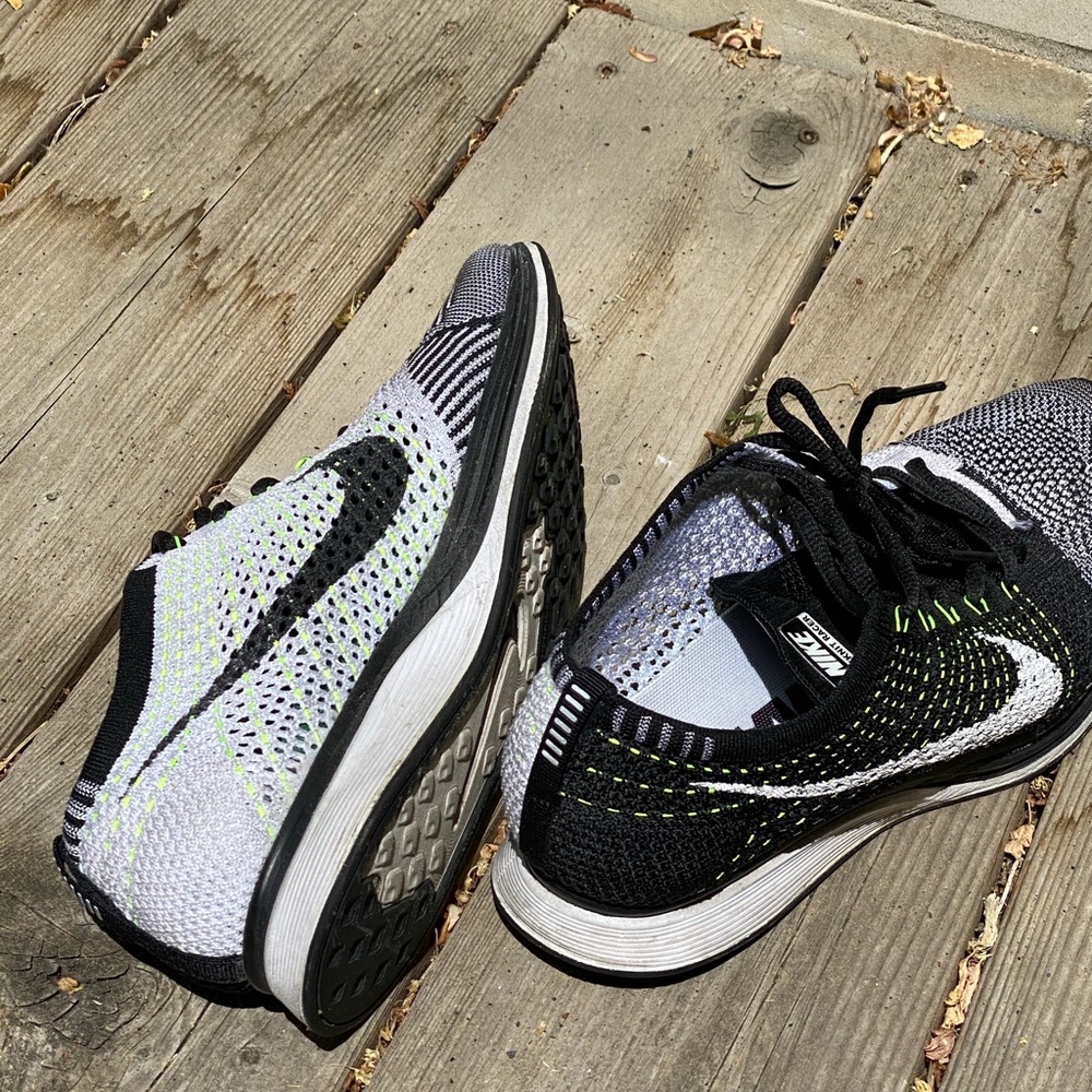 Men’s Nike Flyknit Racer - Picture 11 of 13